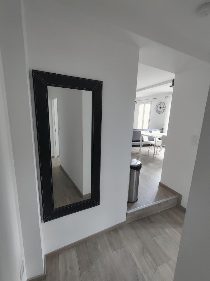 Appartement T3 Plume Hyper Centre D'Ernée Екстериор снимка